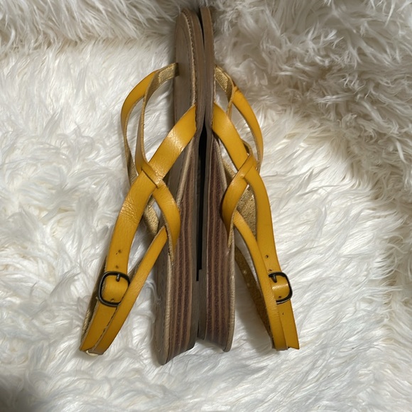 Blowfish Strappy Vegan Sandals - Picture 6 of 7